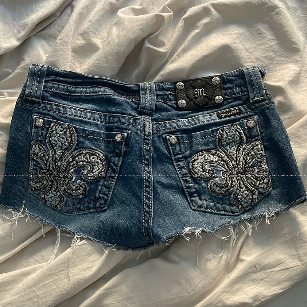 Miss me jeans, cut into booty shorts. Dark blue size 28 perfect condition.